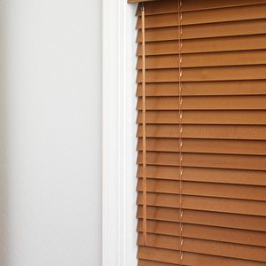 Wand Tilt Wood Blinds